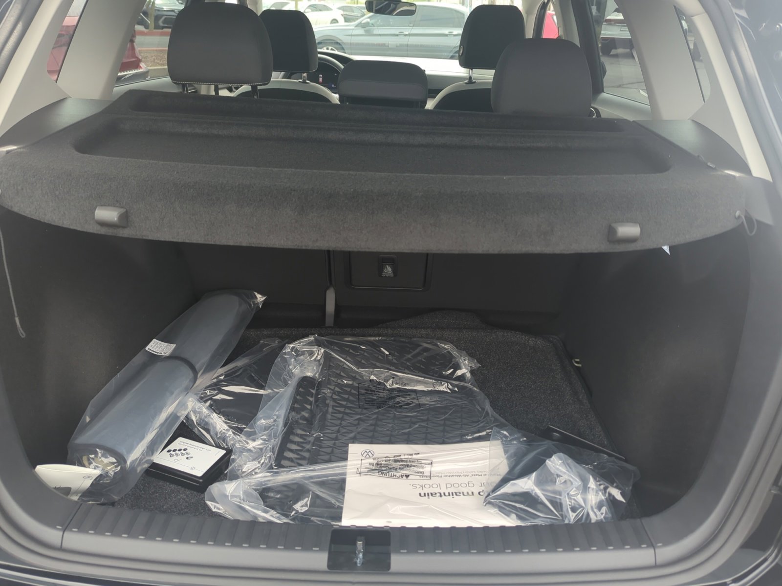 New 2025 Volkswagen Taos S image 30