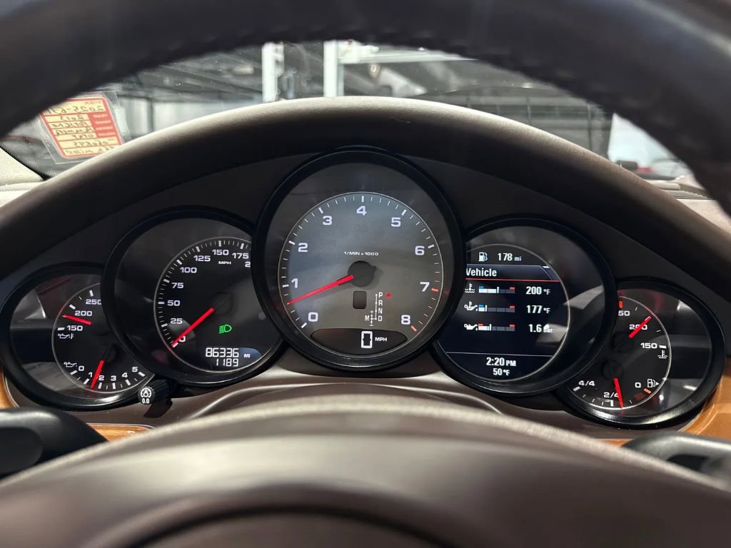 Used 2013 Porsche Panamera 4S image 12