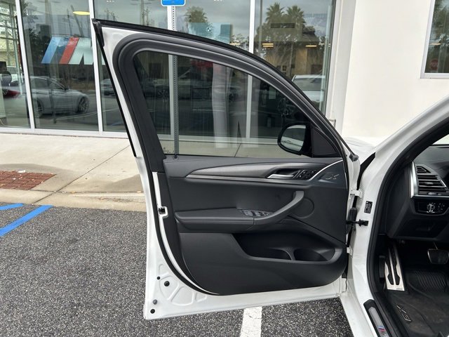 Used 2024 BMW X3 M40i w/ Premium Package image 7