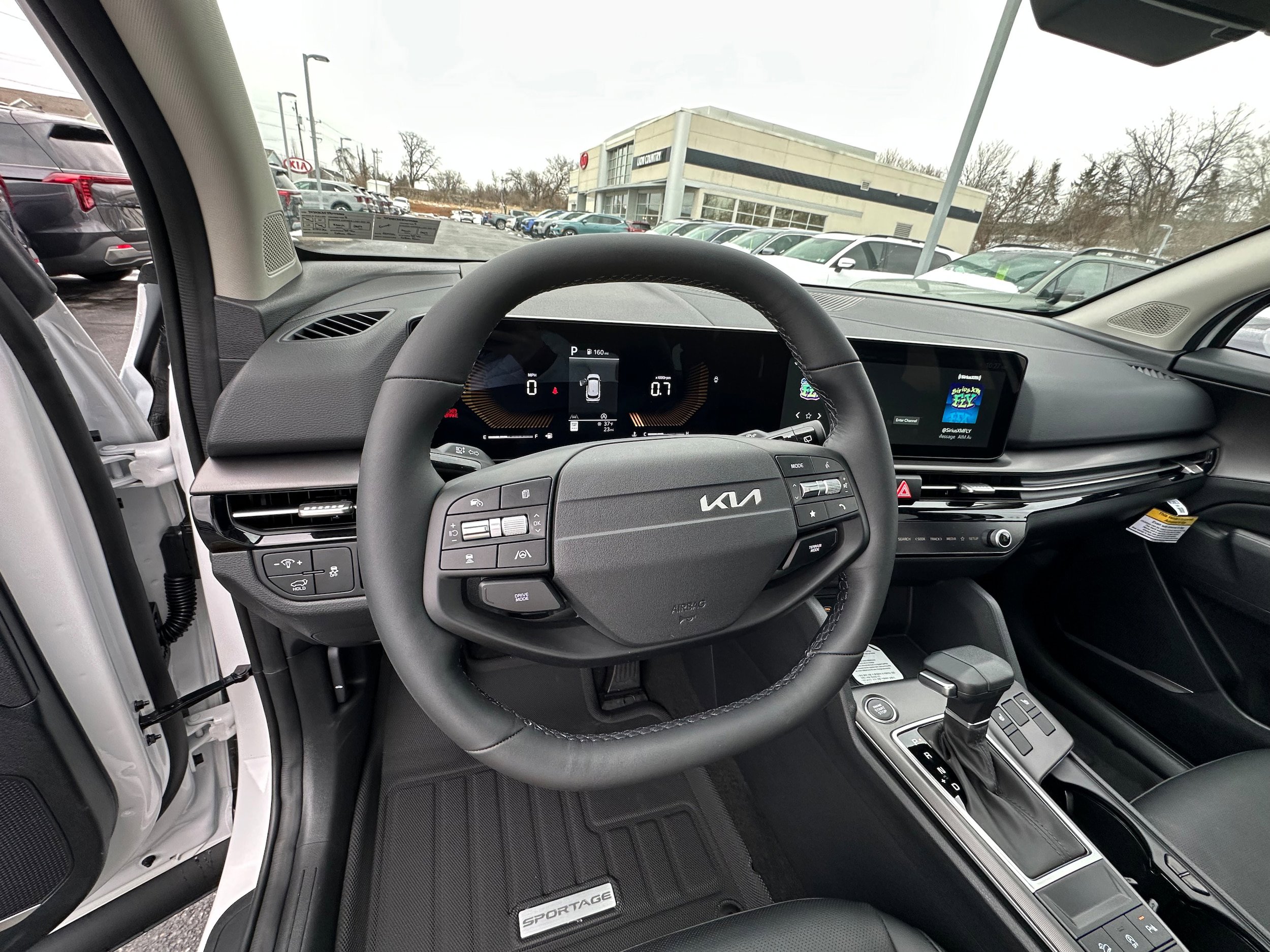 New 2026 Kia Sportage EX image 33