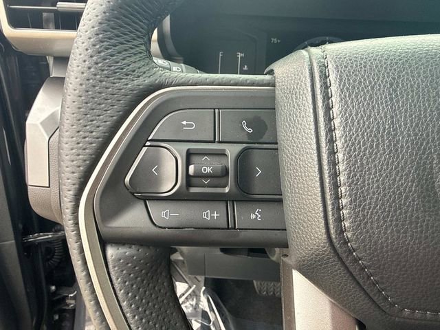 Used 2025 Toyota Tacoma SR5 w/ SR5 Upgrade Package image 30