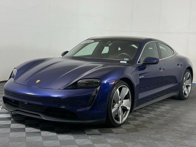 Used 2021 Porsche Taycan image 2
