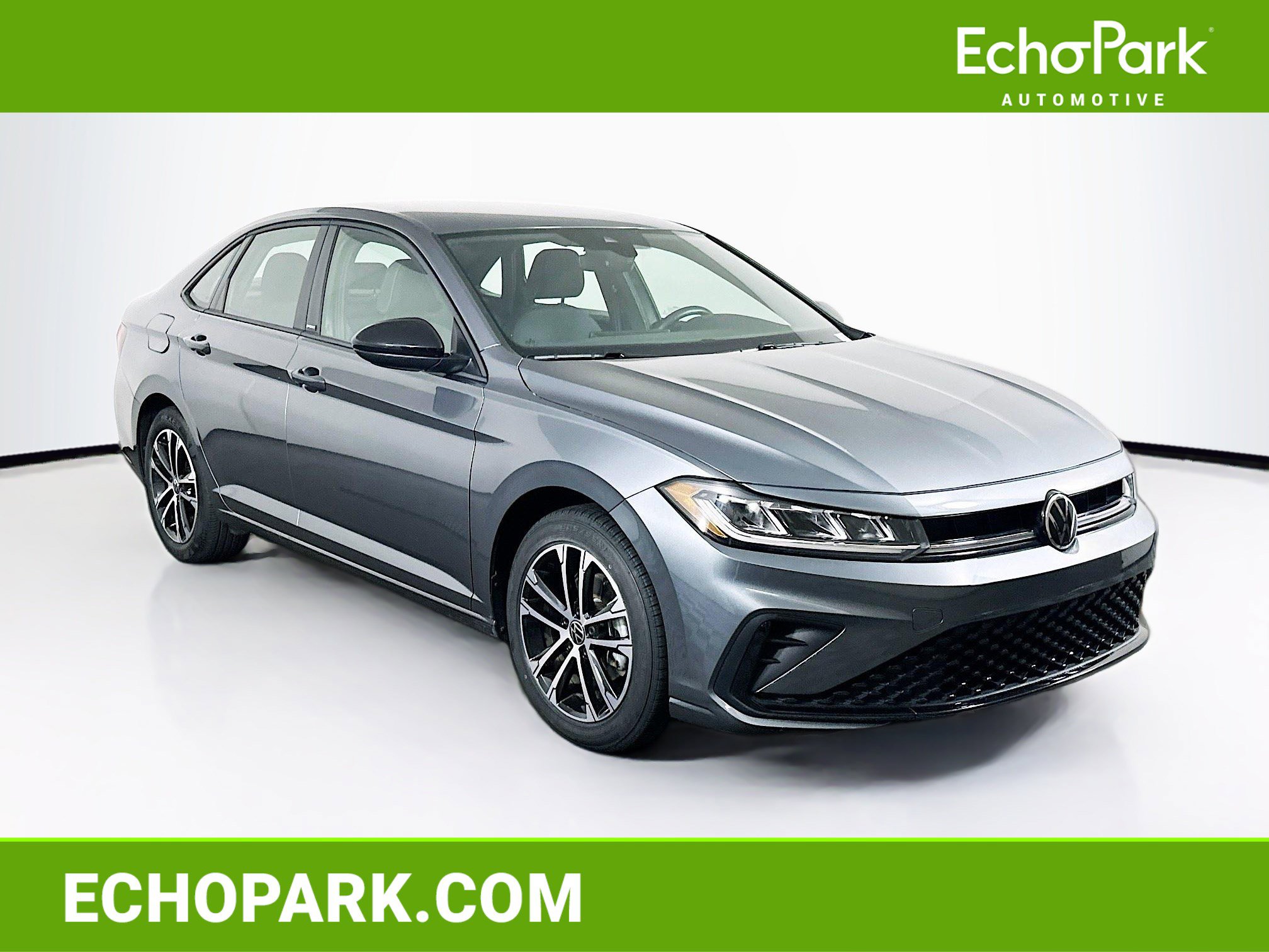 Used 2025 Volkswagen Jetta Sport FWD image 1