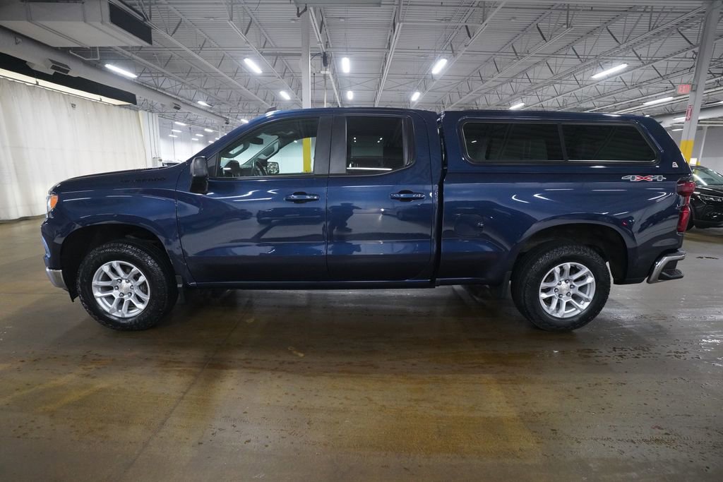 Used 2022 Chevrolet Silverado 1500 LT w/ Convenience Package II AWD/4WD image 23