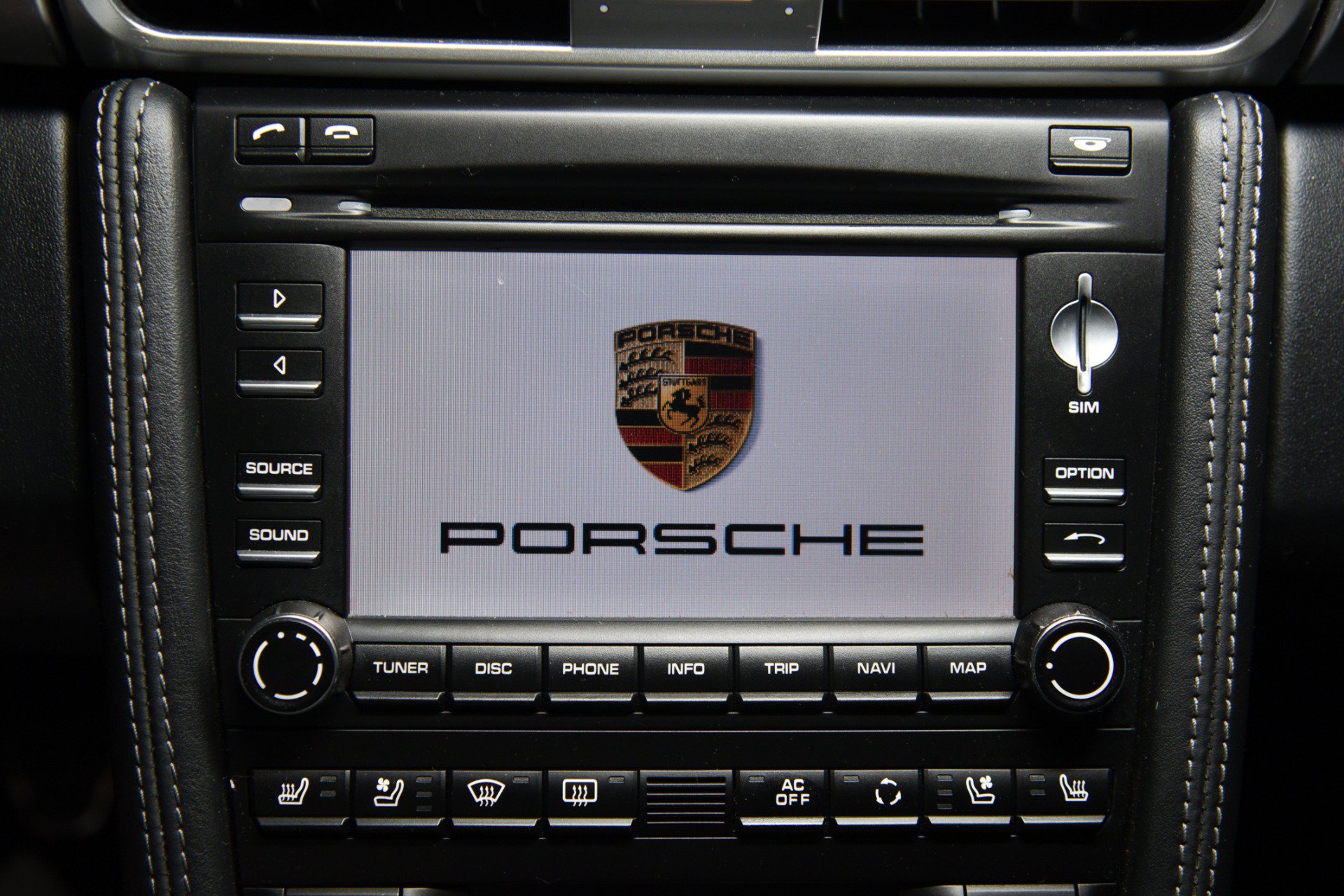 Used 2010 Porsche 911 Carrera 4S AWD/4WD image 19