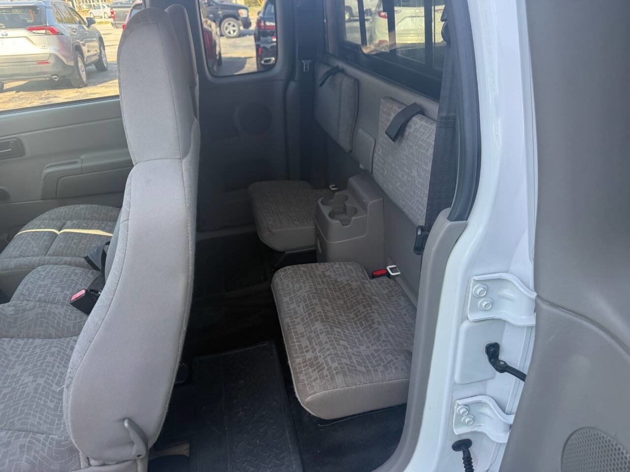 Used 2008 Chevrolet Colorado LS image 15