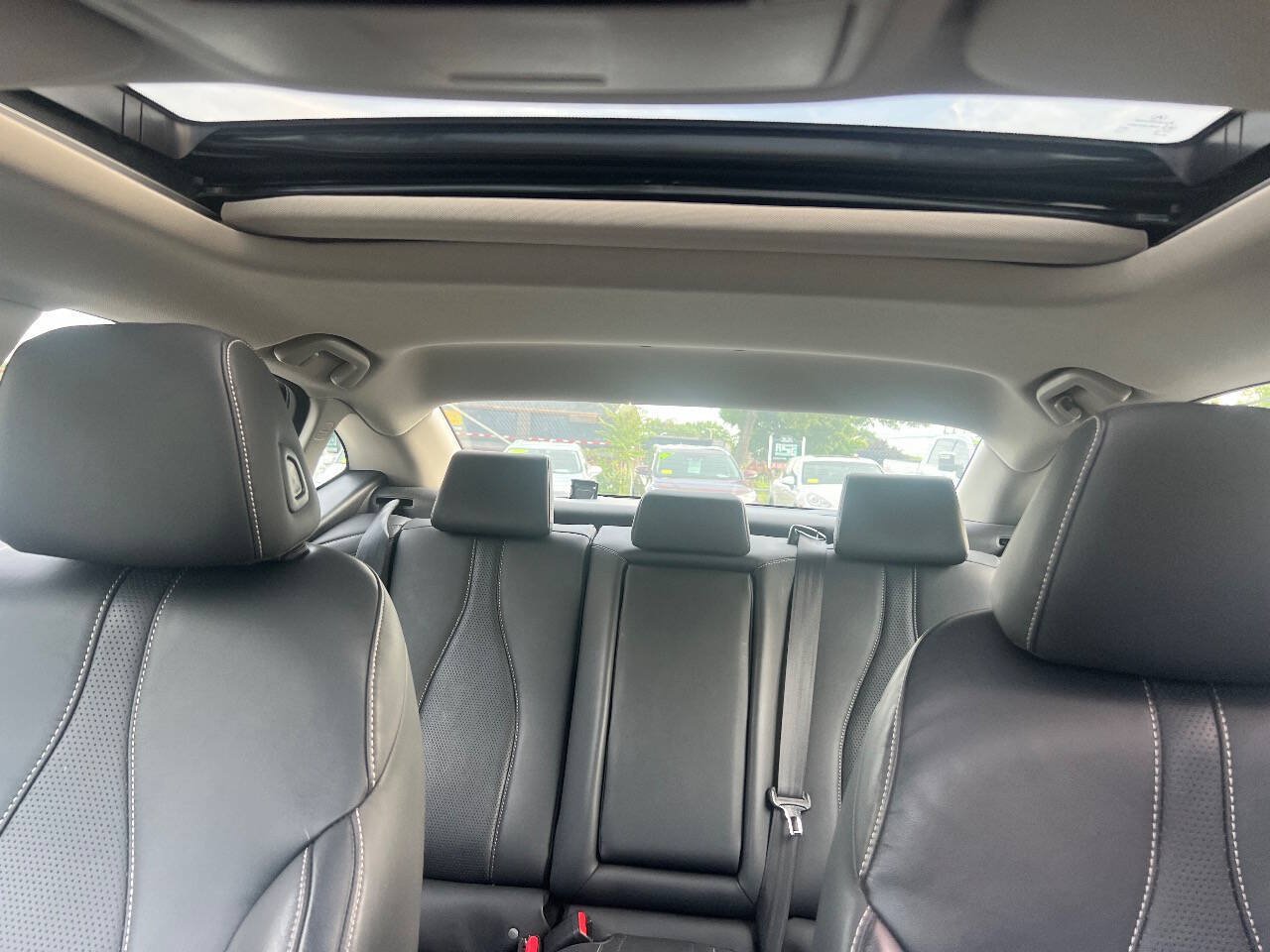 Used 2022 Acura TLX w/ Technology Package FWD image 29