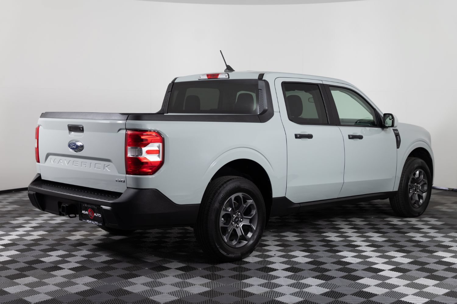 Used 2023 Ford Maverick XLT w/ Equipment Group 300A Standard AWD/4WD image 8