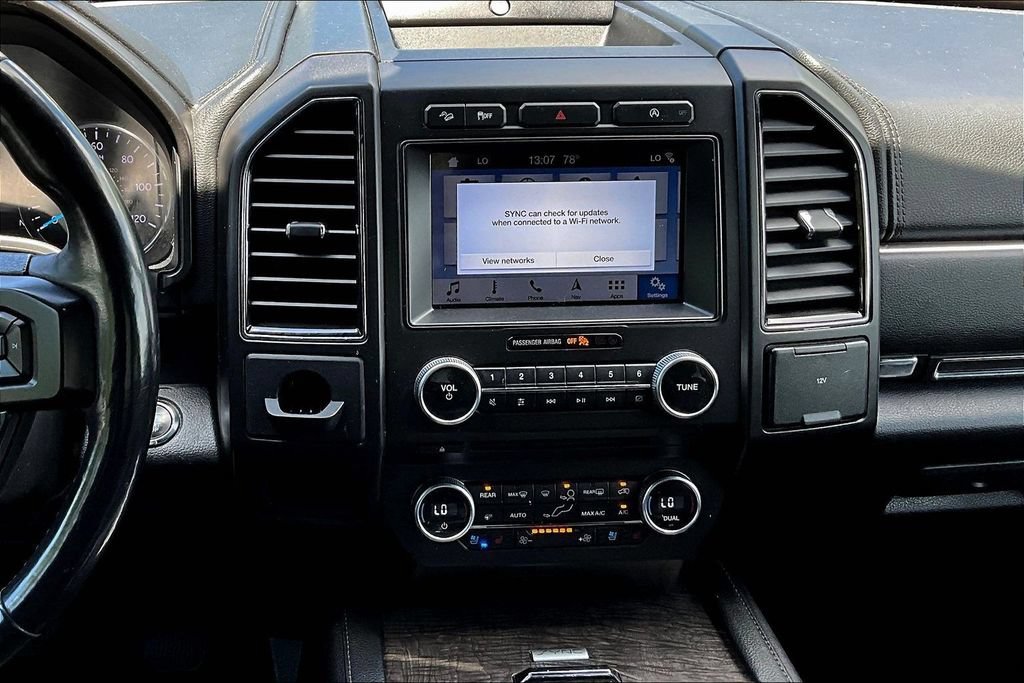 Certified 2018 Ford Expedition Limited AWD/4WD image 10