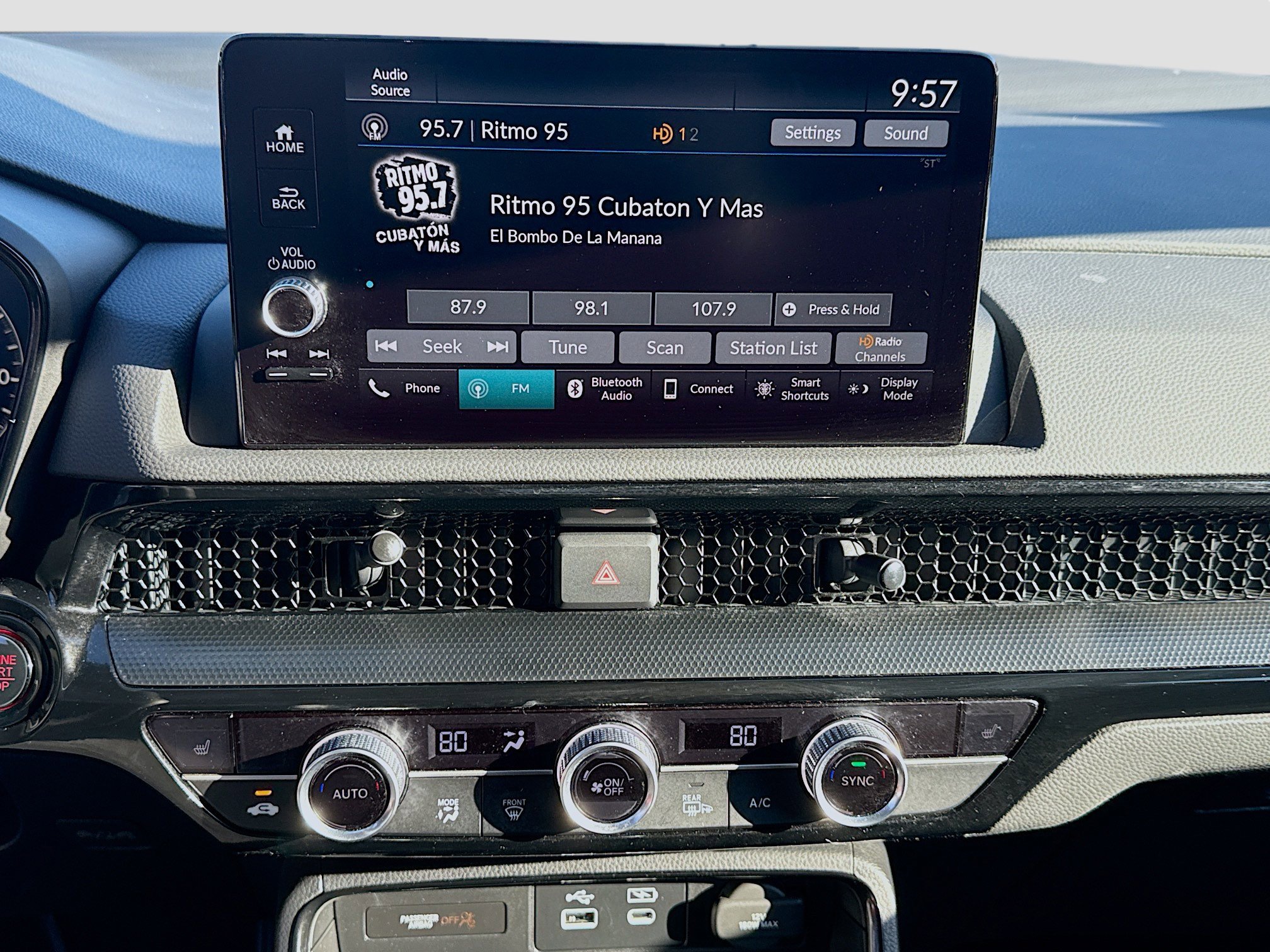 Used 2024 Honda CR-V EX-L image 9