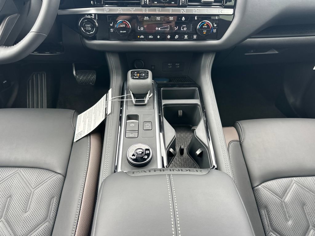 New 2026 Nissan Pathfinder Platinum AWD/4WD image 27
