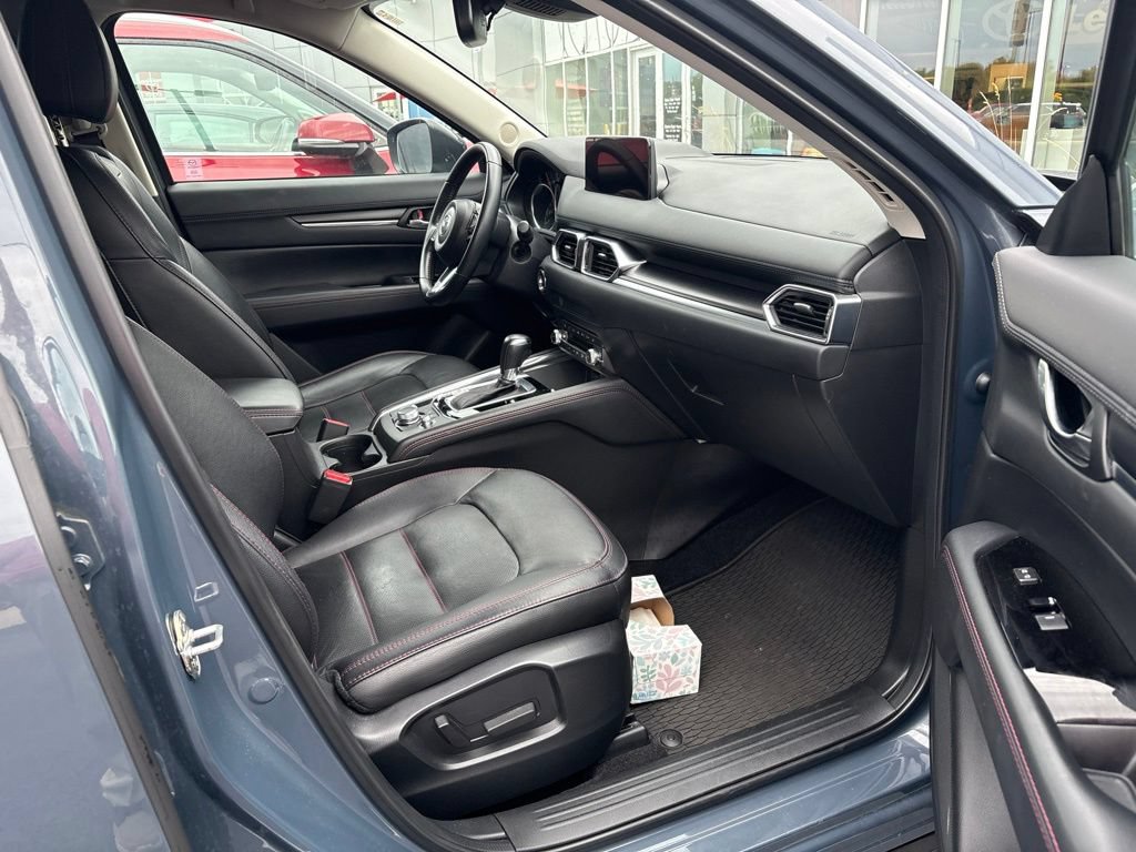 Used 2023 MAZDA CX-5 Carbon Edition AWD/4WD image 19