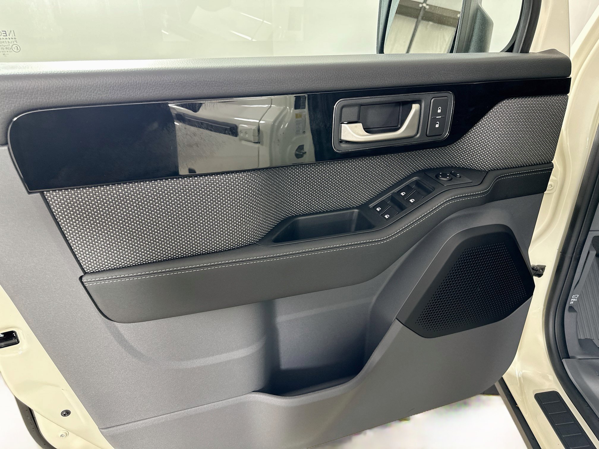 New 2026 INEOS Grenadier Station Wagon AWD/4WD image 17