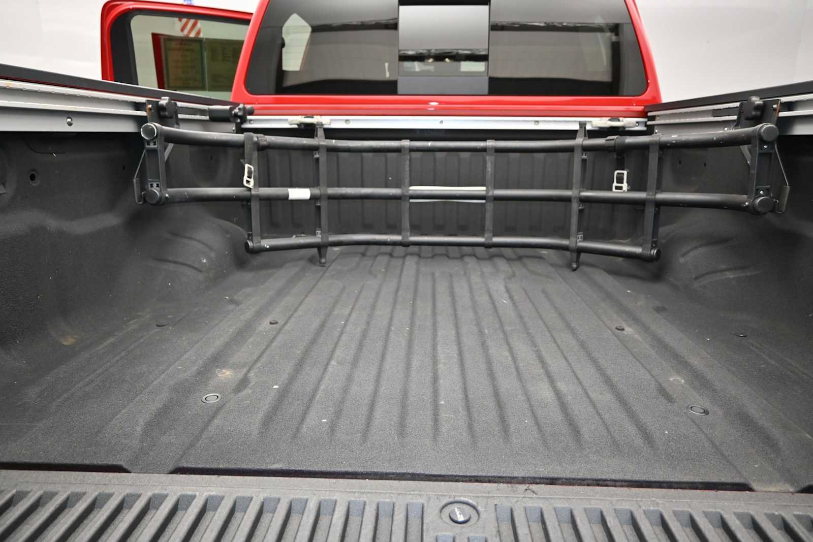 Used 2024 Nissan Titan PRO-4X w/ Pro-4x Convenience Package AWD/4WD image 24