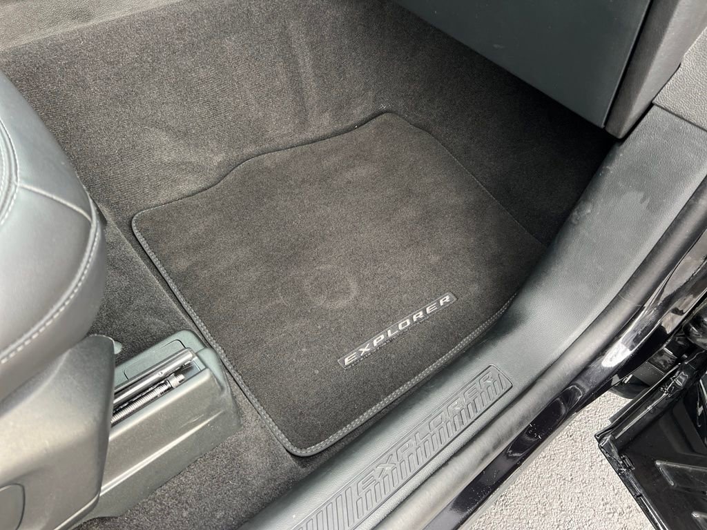 Certified 2023 Ford Explorer XLT w/ Equipment Group 202A image 41