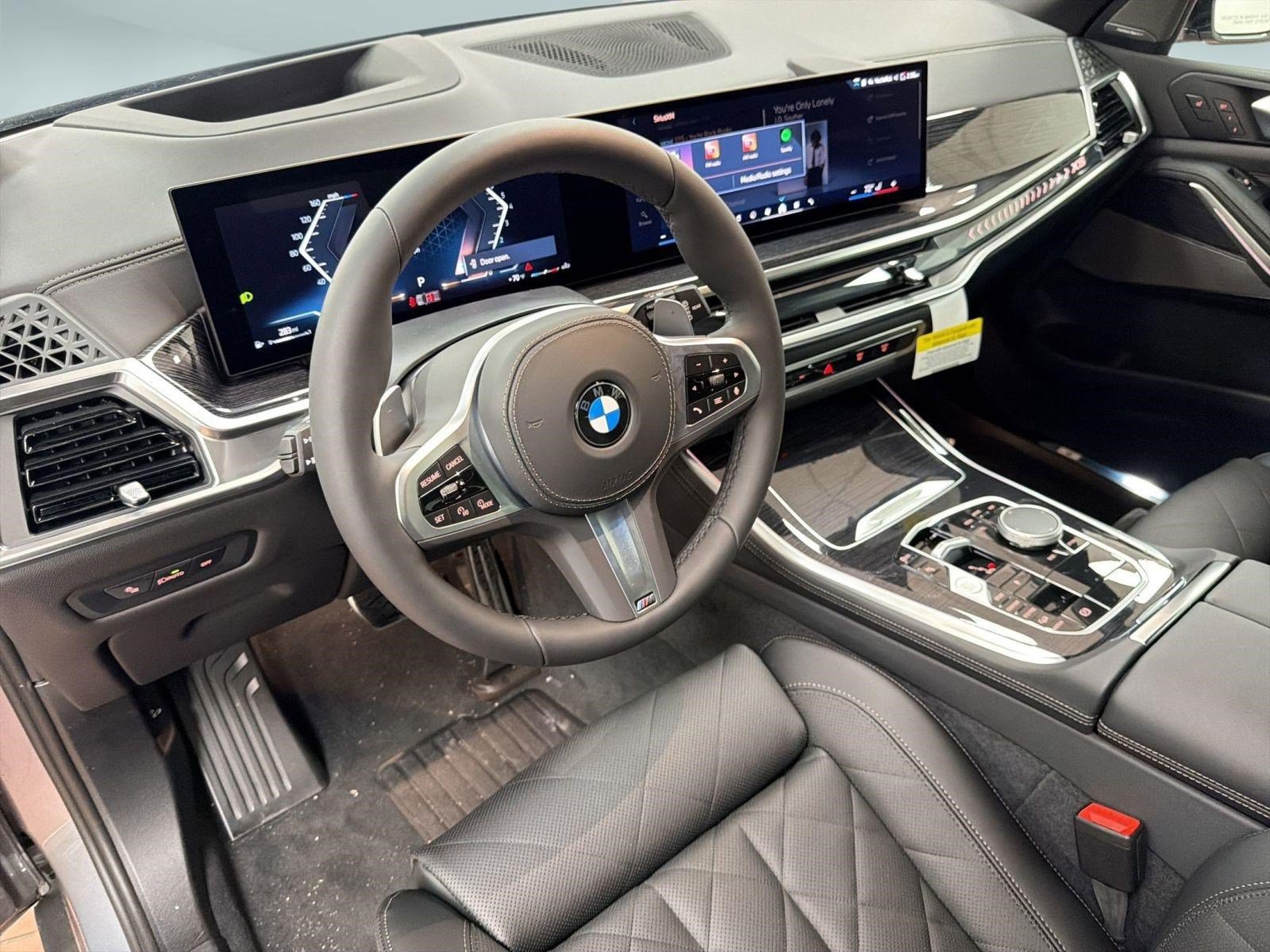 Used 2026 BMW X5 xDrive40i w/ M Sport Package AWD/4WD image 4