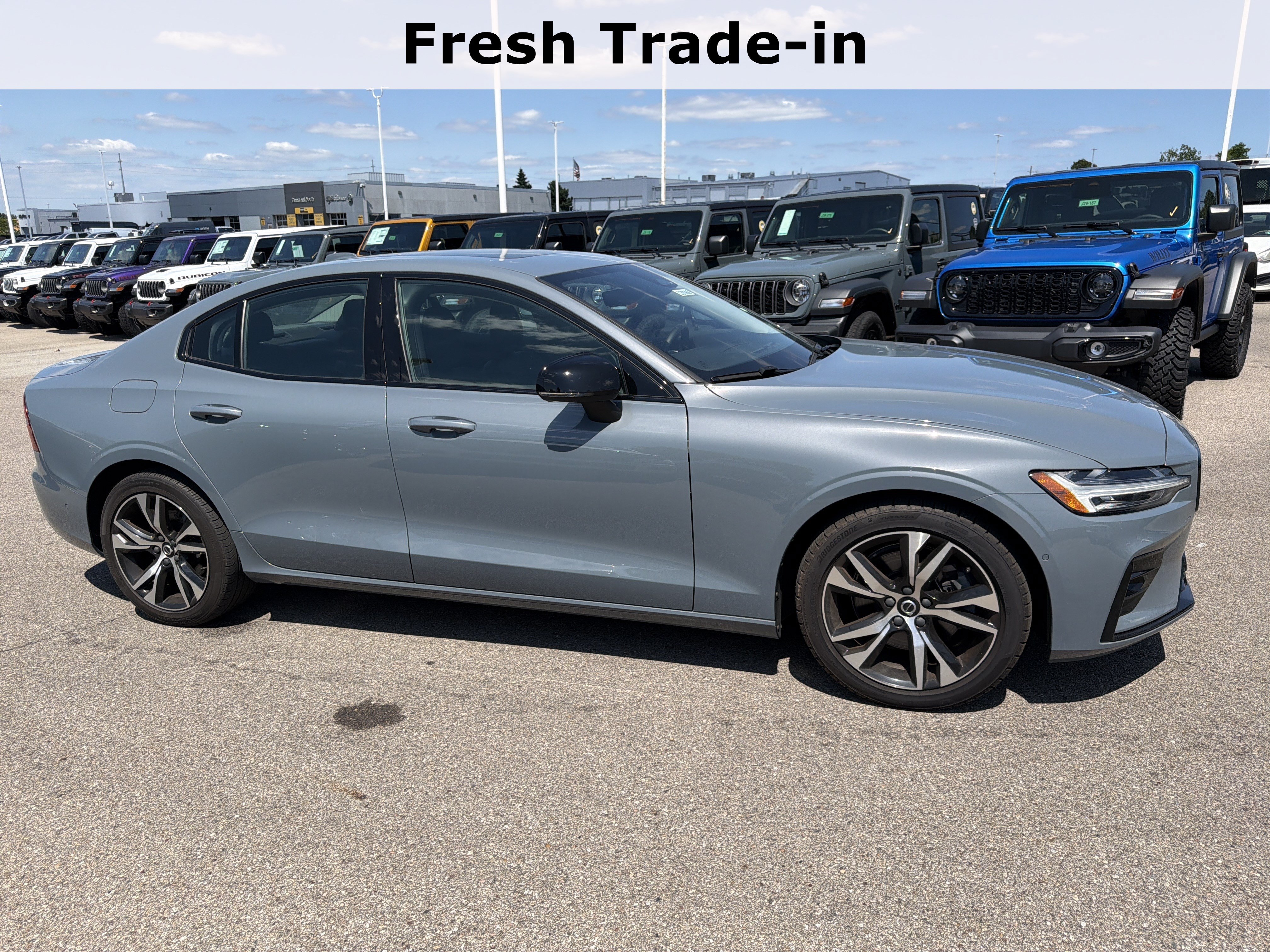 Used 2024 Volvo S60 B5 Plus AWD/4WD image 12