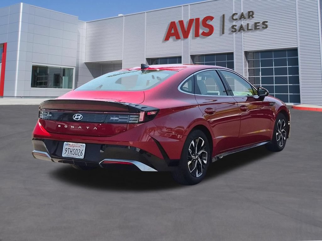 Used 2025 Hyundai Sonata SEL FWD image 6