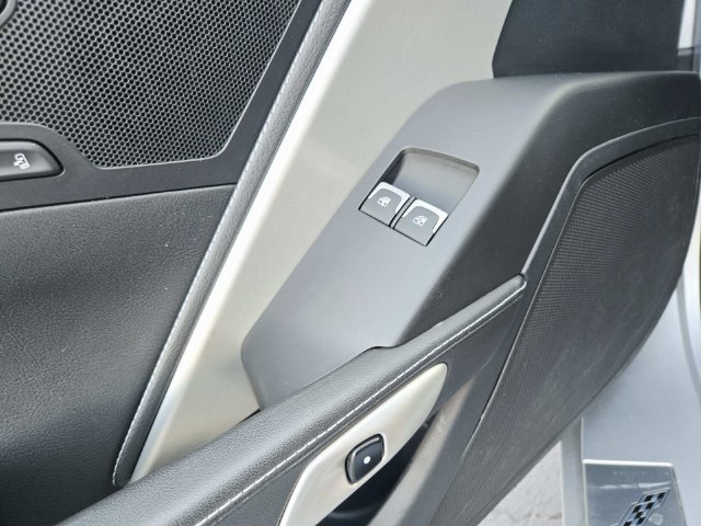 Certified 2017 Chevrolet Corvette Stingray Coupe RWD image 31