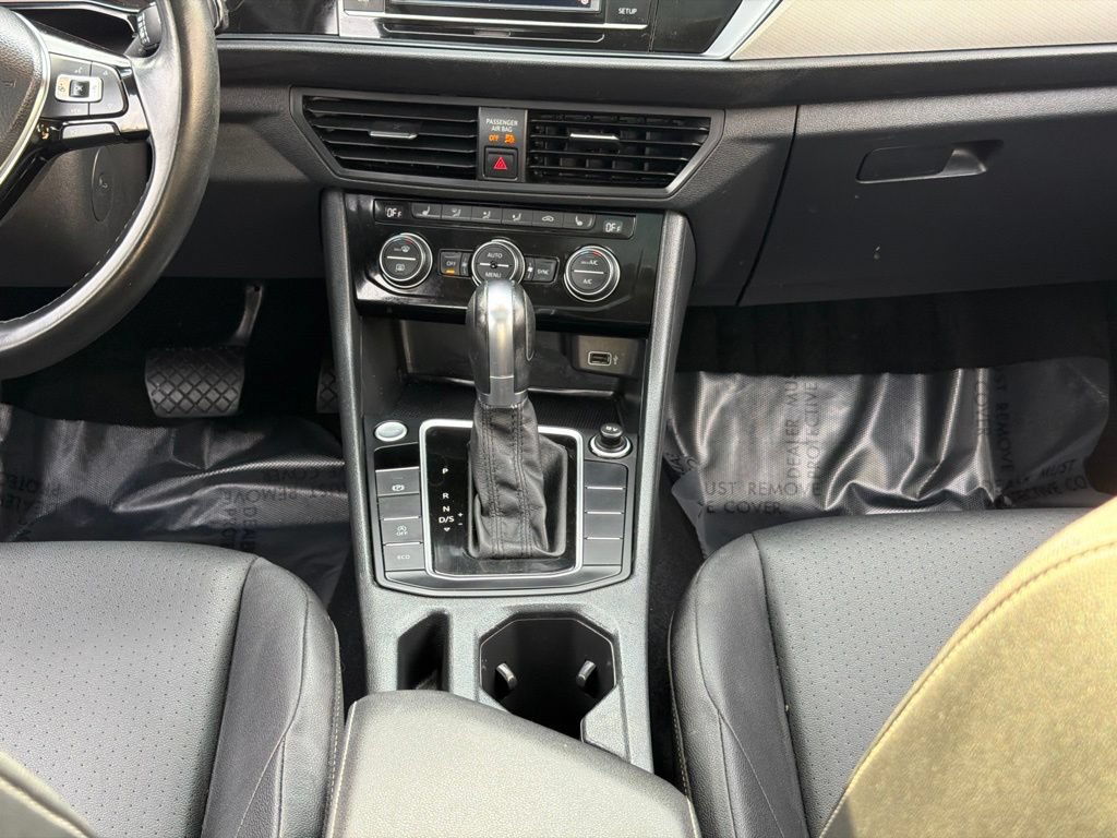 Used 2019 Volkswagen Jetta SE FWD image 25