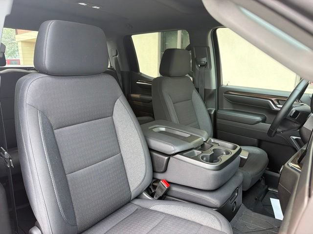 Used 2024 Chevrolet Silverado 1500 LT AWD/4WD image 5