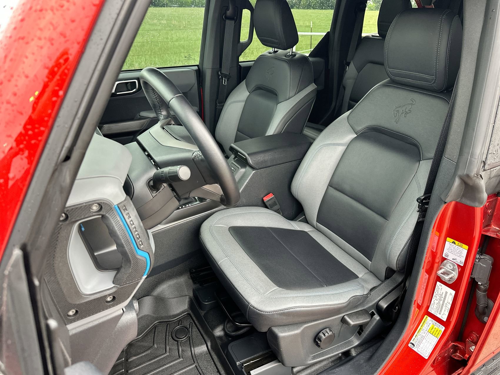 Used 2022 Ford Bronco Black Diamond AWD/4WD image 11