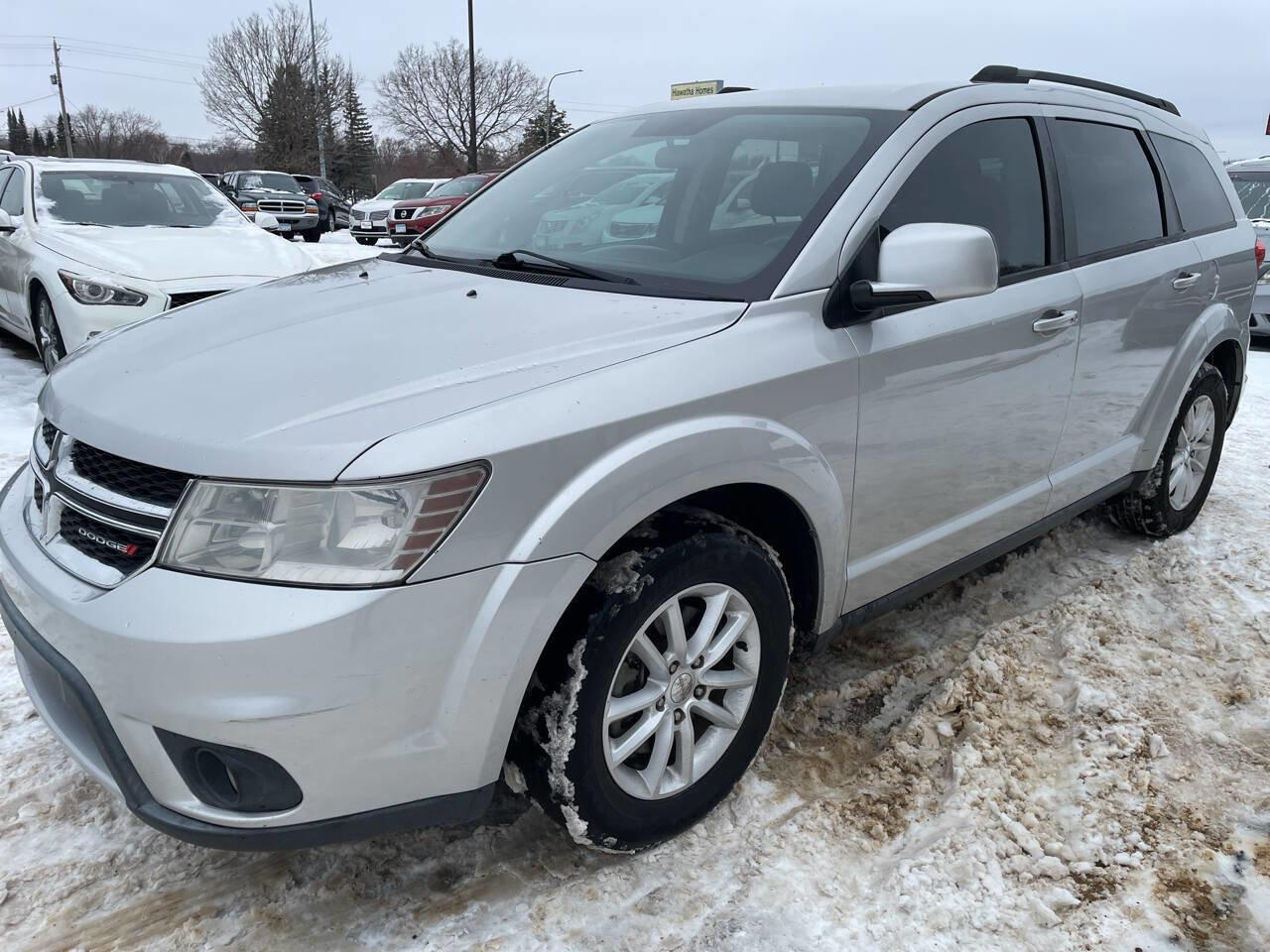 Used 2014 Dodge Journey SXT w/ Flexible Seating Group image 4