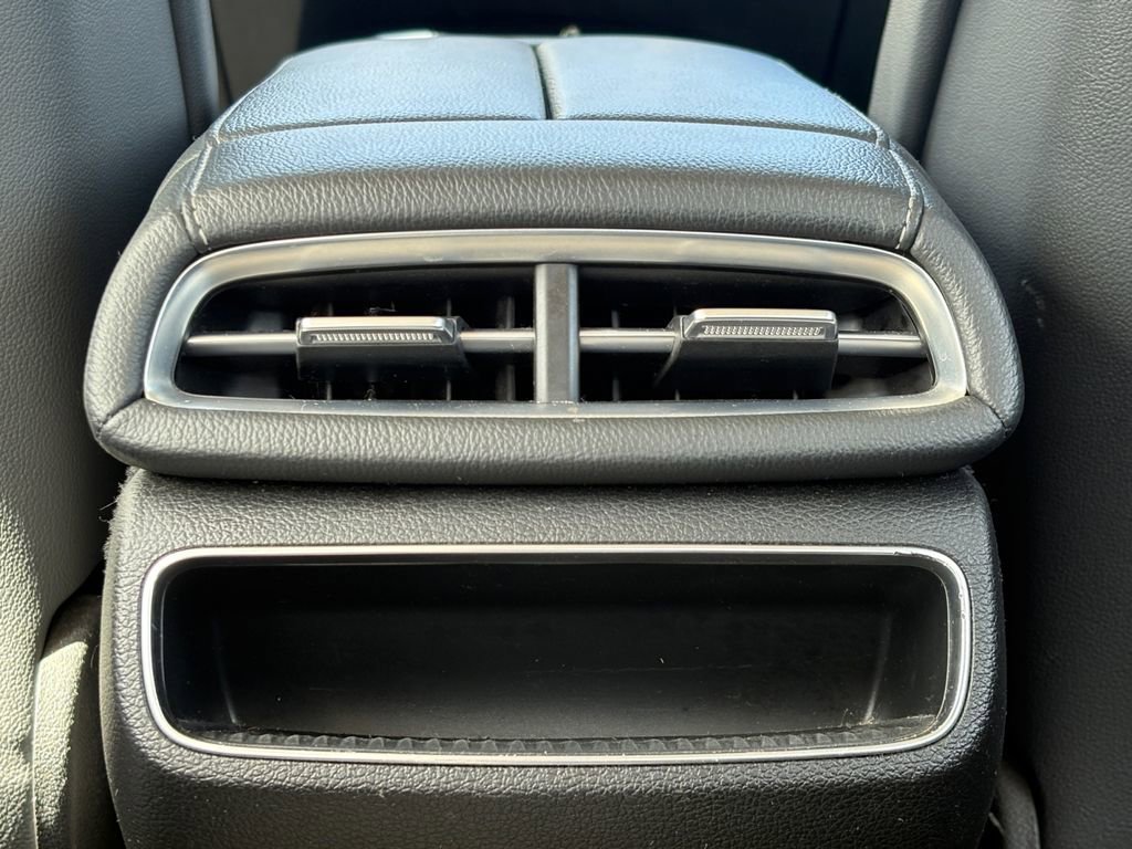 Used 2023 Genesis G80 2.5T image 5