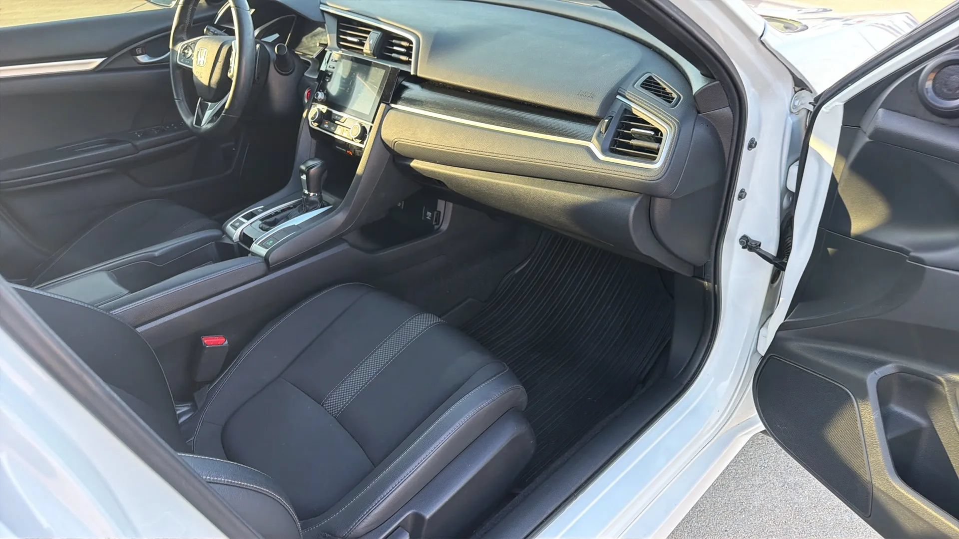 Used 2019 Honda Civic Sport image 65