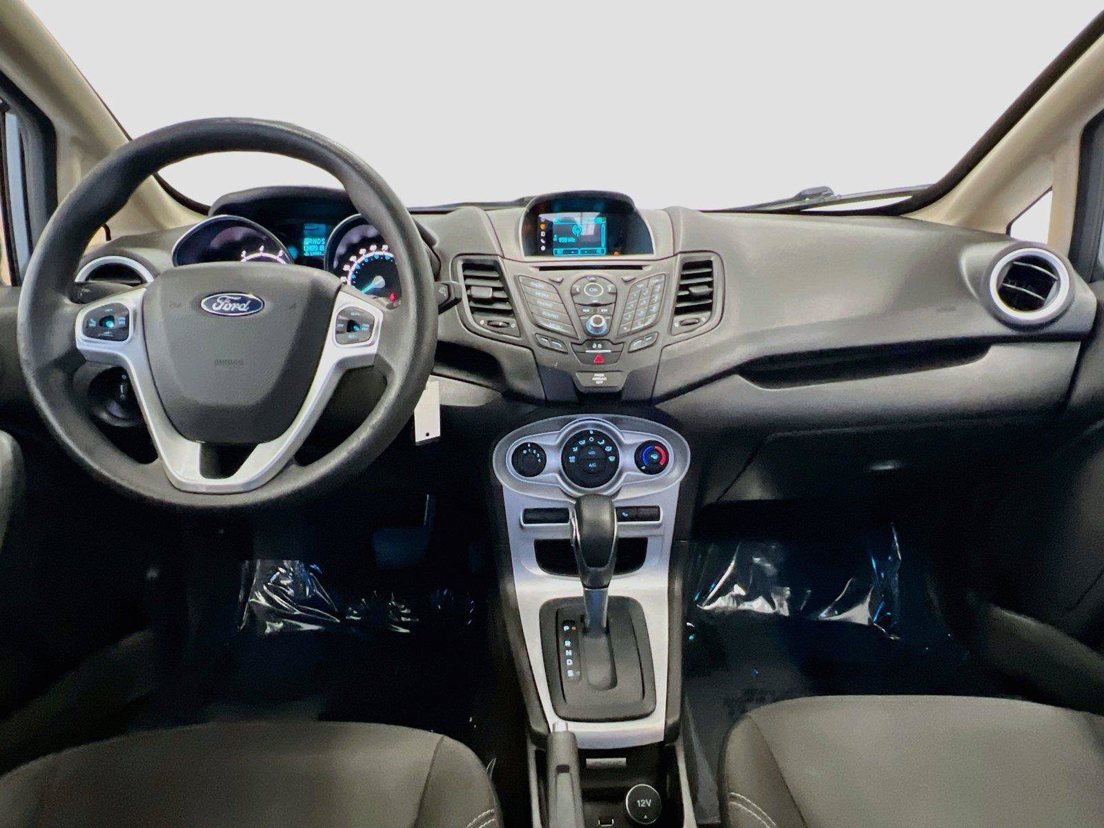 Used 2017 Ford Fiesta SE FWD image 28