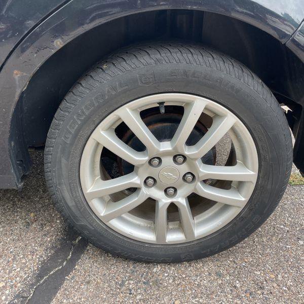 Used 2013 Chevrolet Sonic LT w/ Wheels and Fog Lamp Package image 23