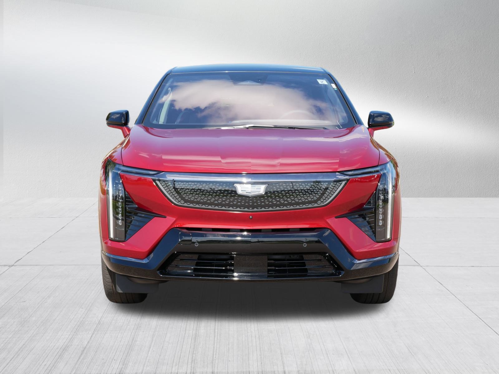 Used 2025 Cadillac Optiq Sport 1 w/ LPO, Floor Liner Package image 2