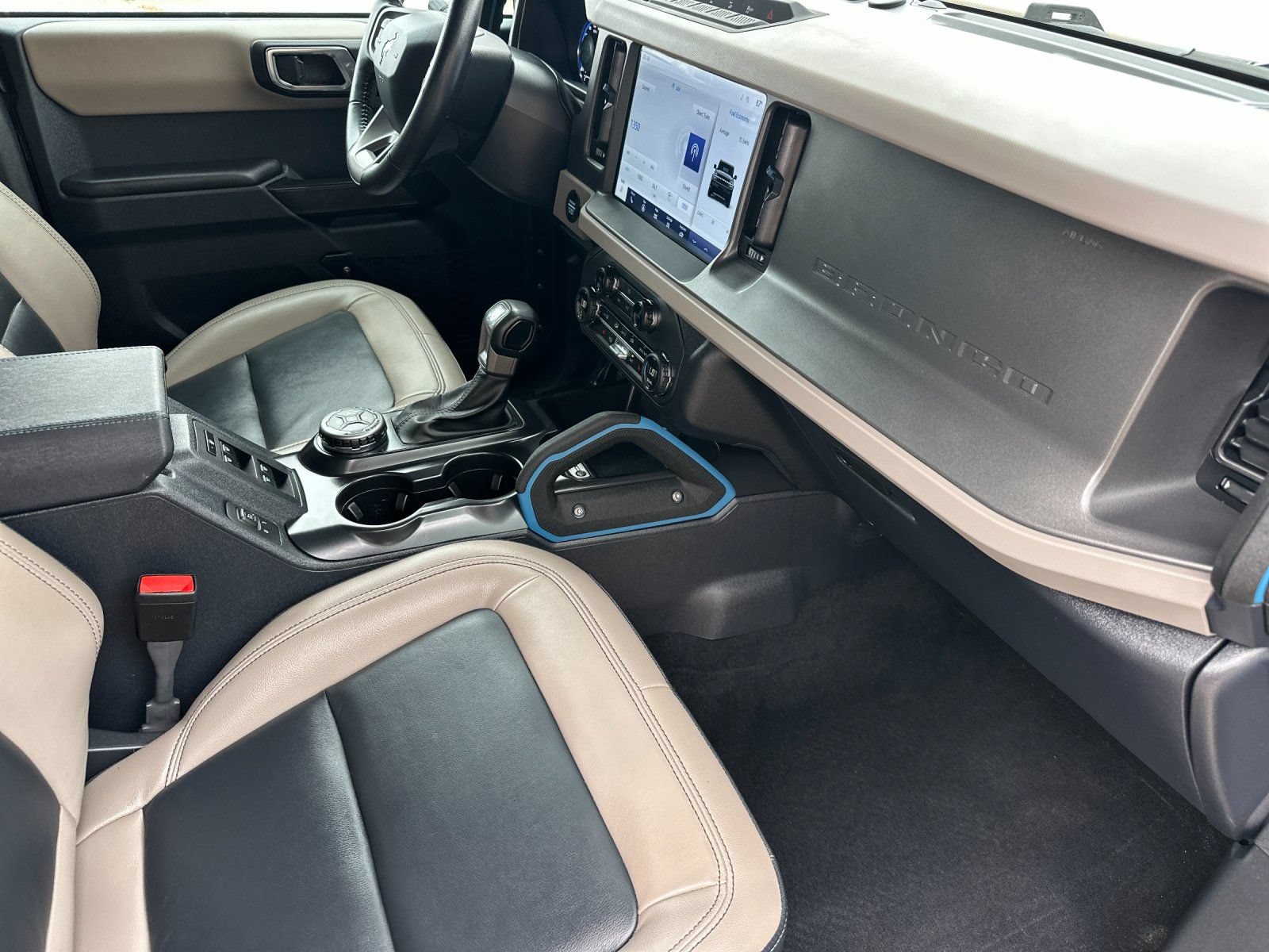 Used 2024 Ford Bronco Wildtrak AWD/4WD image 19