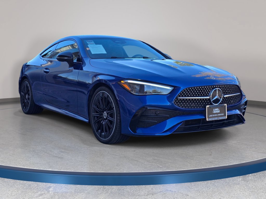 Used 2025 Mercedes-Benz CLE 300 4MATIC Coupe image 4