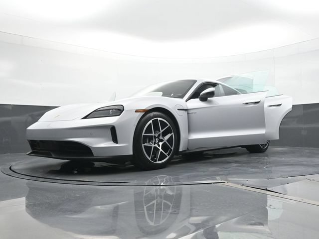 Used 2025 Porsche Taycan RWD image 32