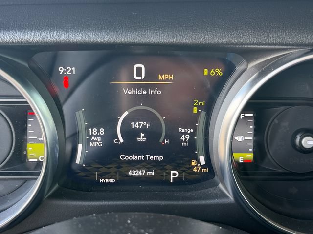 Used 2023 Jeep Wrangler Unlimited Rubicon 4xe w/ Cold Weather Group AWD/4WD image 19