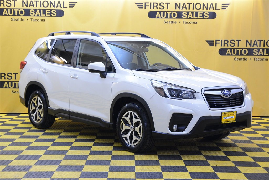 Used 2021 Subaru Forester Premium image 1