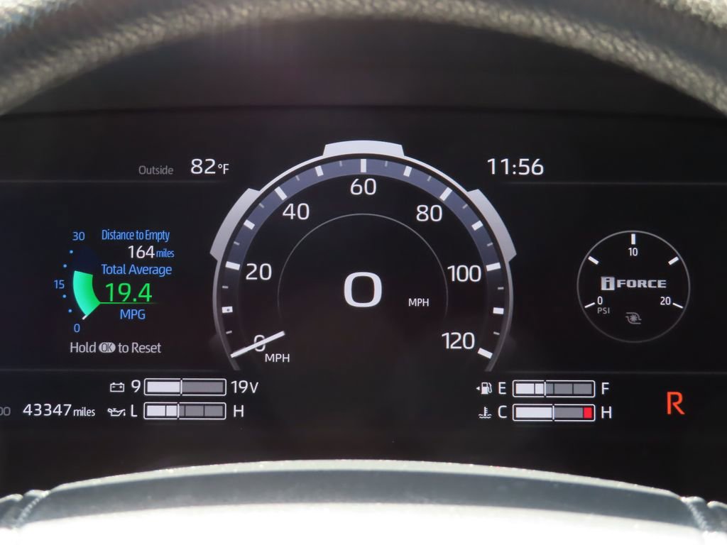 Used 2024 Toyota Tundra Limited AWD/4WD image 24