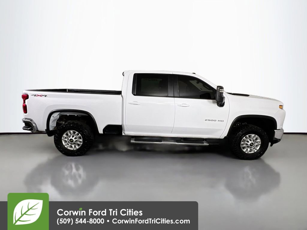 Used 2022 Chevrolet Silverado 2500 LT AWD/4WD image 17