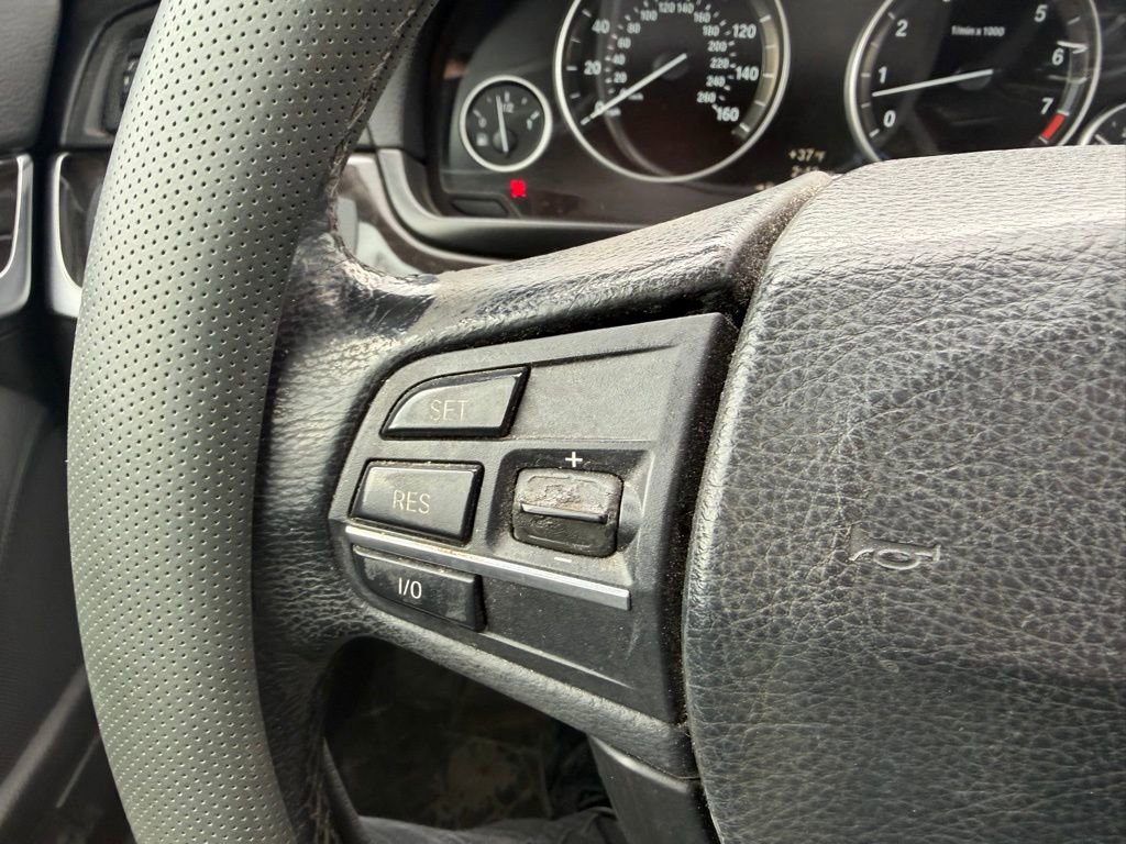 Used 2012 BMW 528i xDrive Sedan image 9