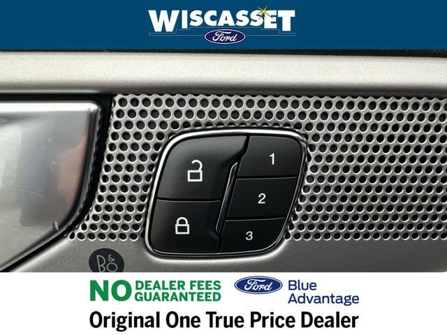 Certified 2022 Ford Explorer Limited w/ Hybrid Equipment Group 310A AWD/4WD image 30