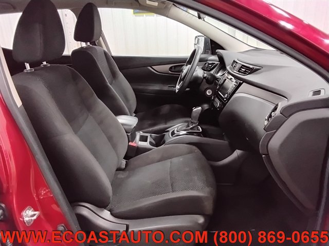 Used 2019 Nissan Rogue Sport S w/ Appearance Package FWD image 14