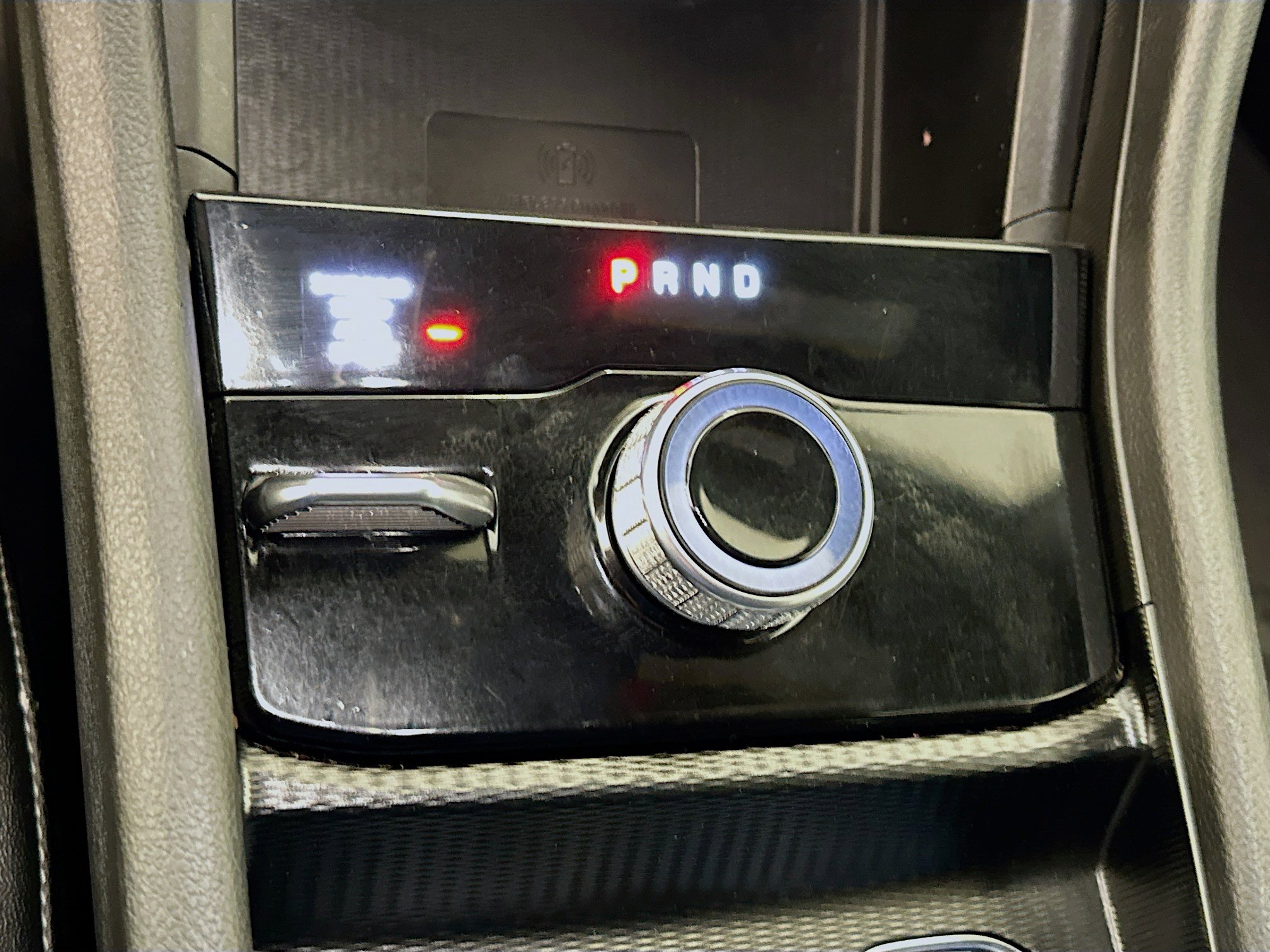 Used 2024 Jeep Grand Cherokee L Limited w/ Luxury Tech Group II image 25