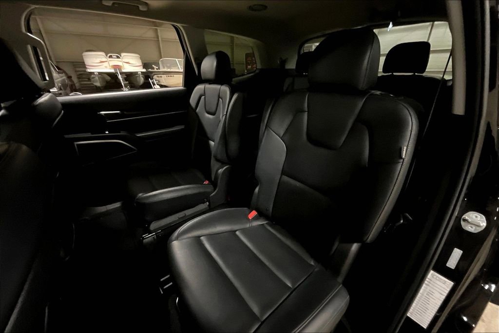 Used 2025 Kia Telluride S AWD/4WD image 25