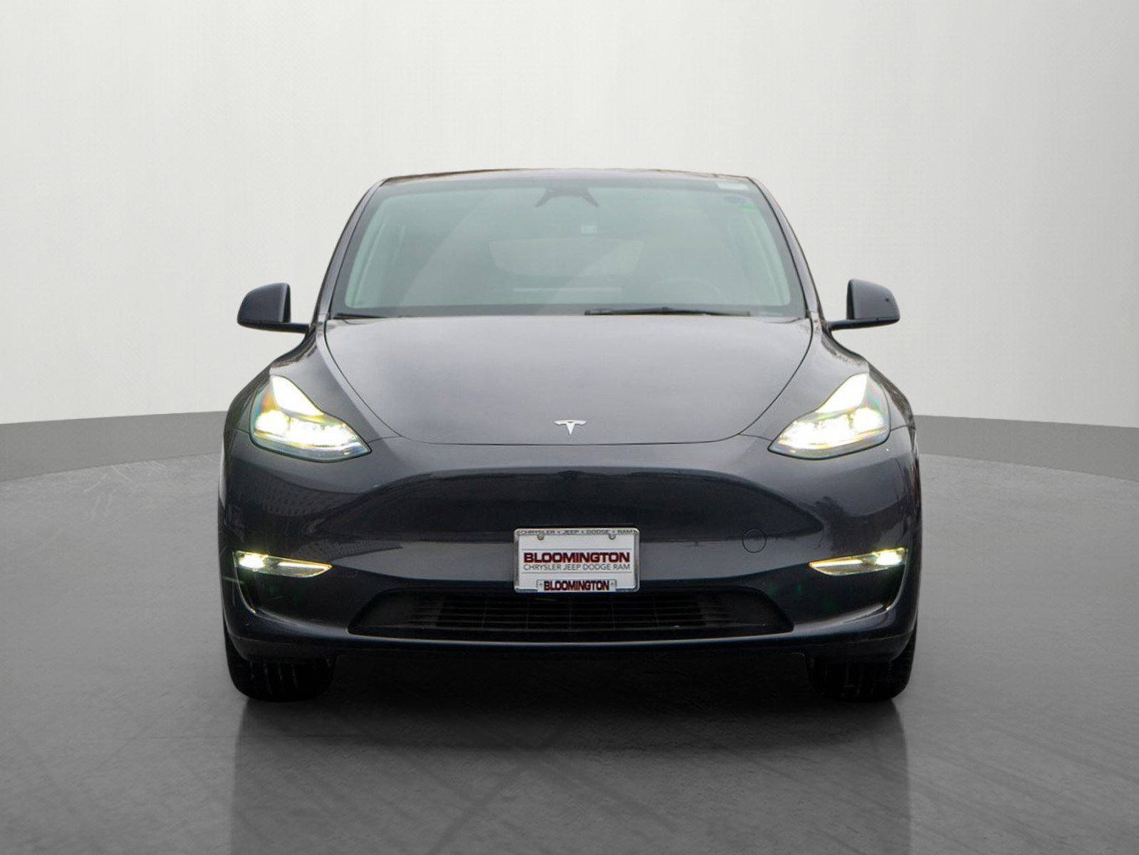 Used 2024 Tesla Model Y Long Range image 2