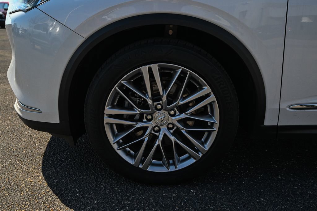 Used 2023 Acura MDX SH-AWD w/ Advance Package image 12