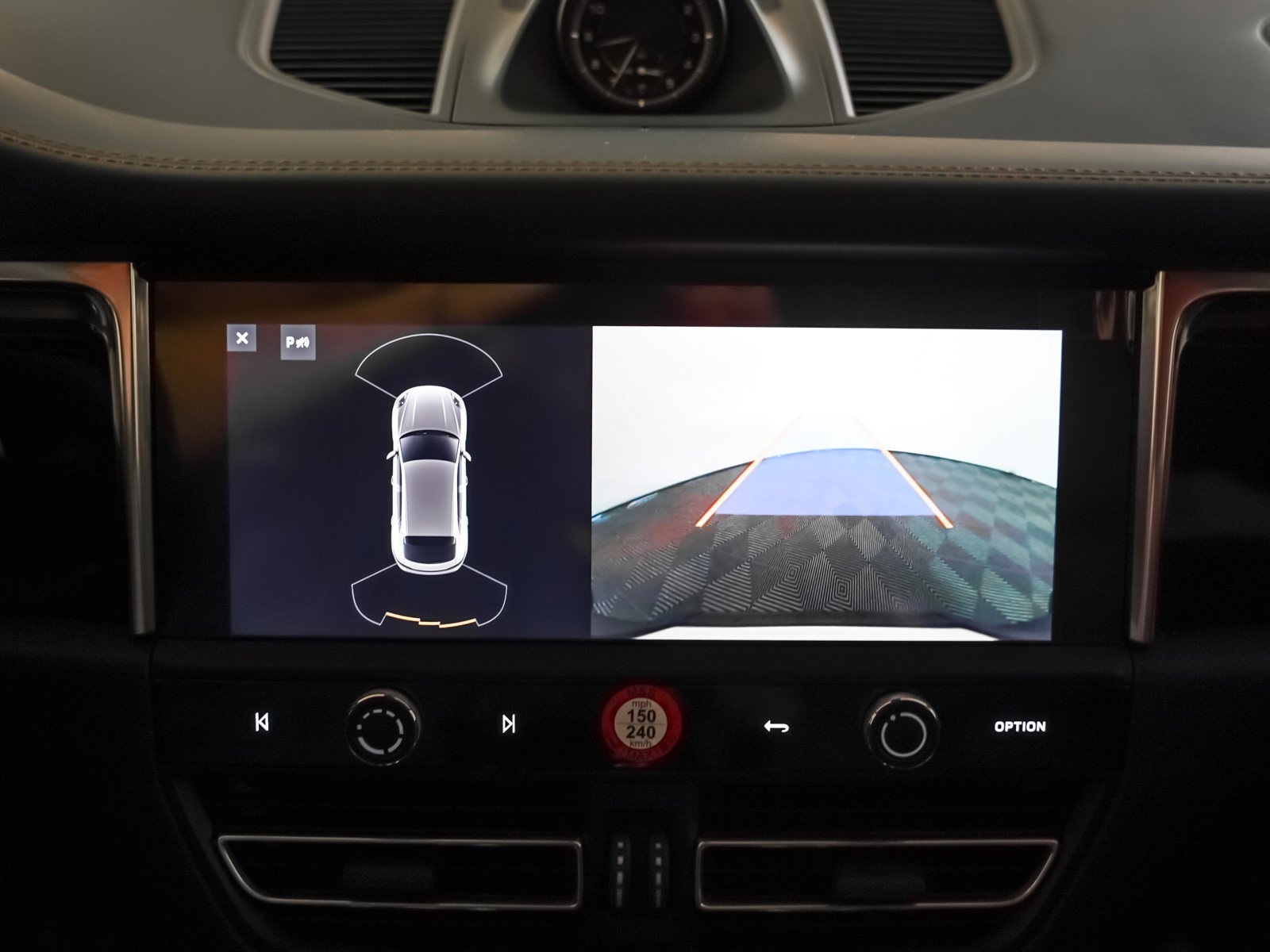 New 2026 Porsche Macan S image 24