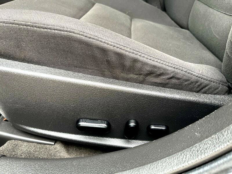 Used 2011 Ford Fusion Hybrid image 24