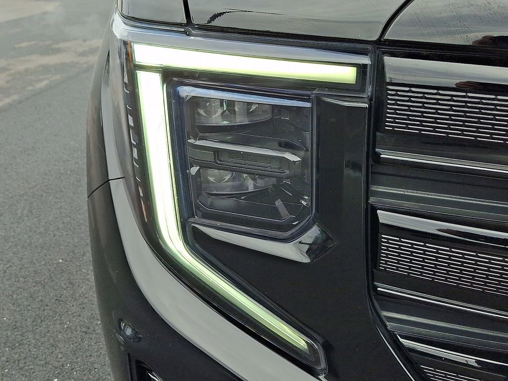 Used 2022 GMC Sierra 1500 Elevation image 10