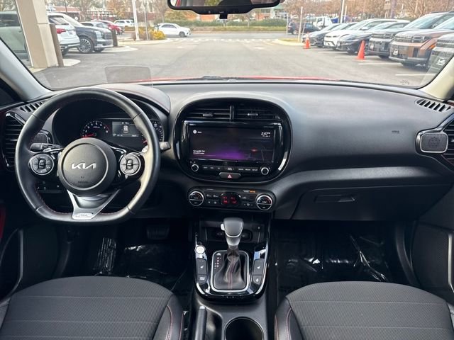 Used 2022 Kia Soul Turbo image 12